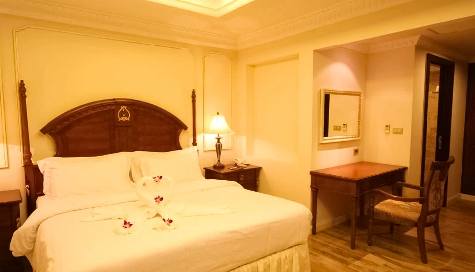 هتل فور سیزن پلیس پاتایا